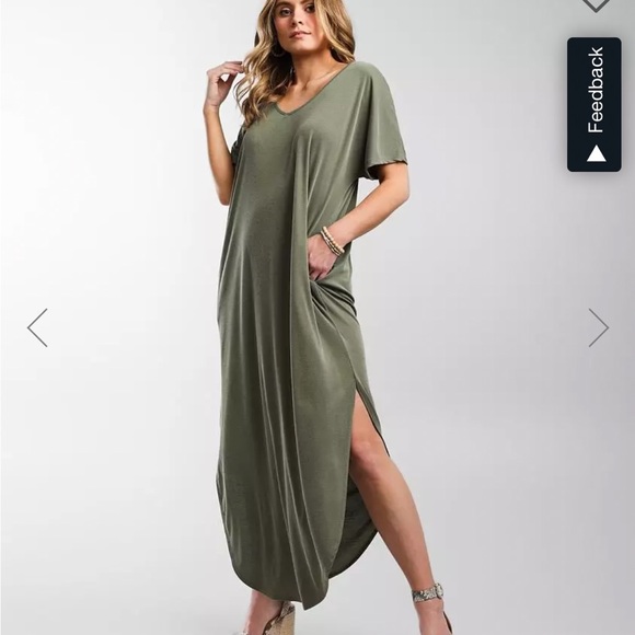 Boutique Green Maci Pocket Relaxed Fit T Dress - Picture 2 of 7